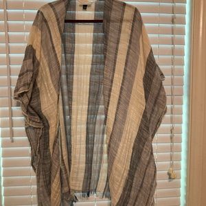 Lightweight striped blue & white kimono